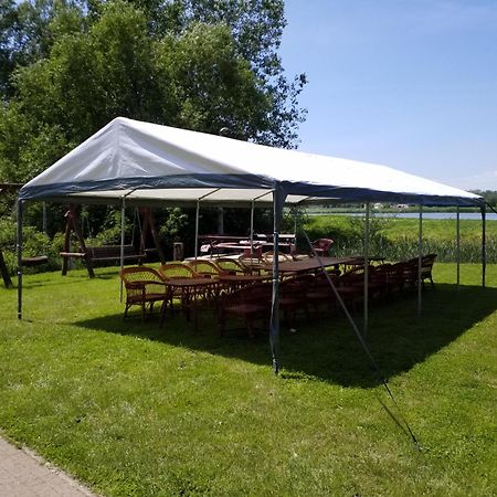 Tomajor Vendeghazak Apartment Tiszaeszlar Bagian luar foto