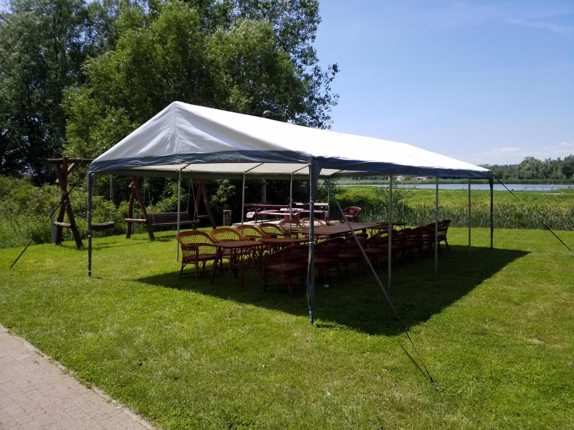 Tomajor Vendeghazak Apartment Tiszaeszlar Bagian luar foto