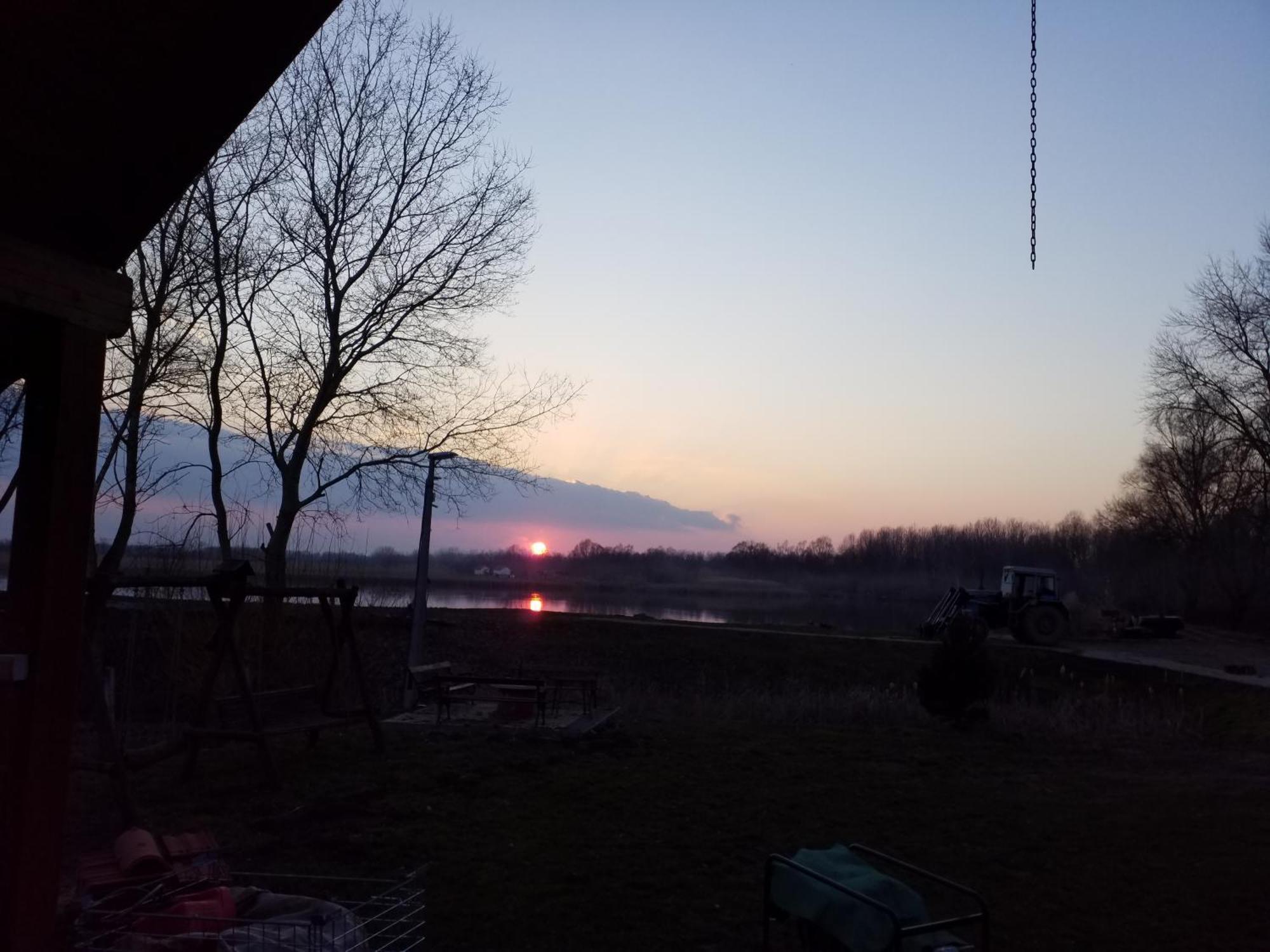 Tomajor Vendeghazak Apartment Tiszaeszlar Bagian luar foto